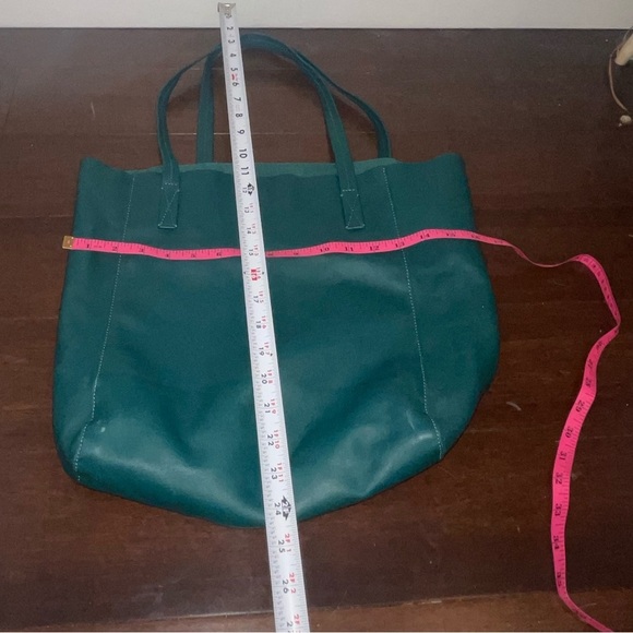 guc j crew Elegant Green Tote Bag - Picture 2 of 9